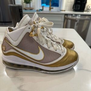 Youth size 6 Nike LeBron 7 China Moon